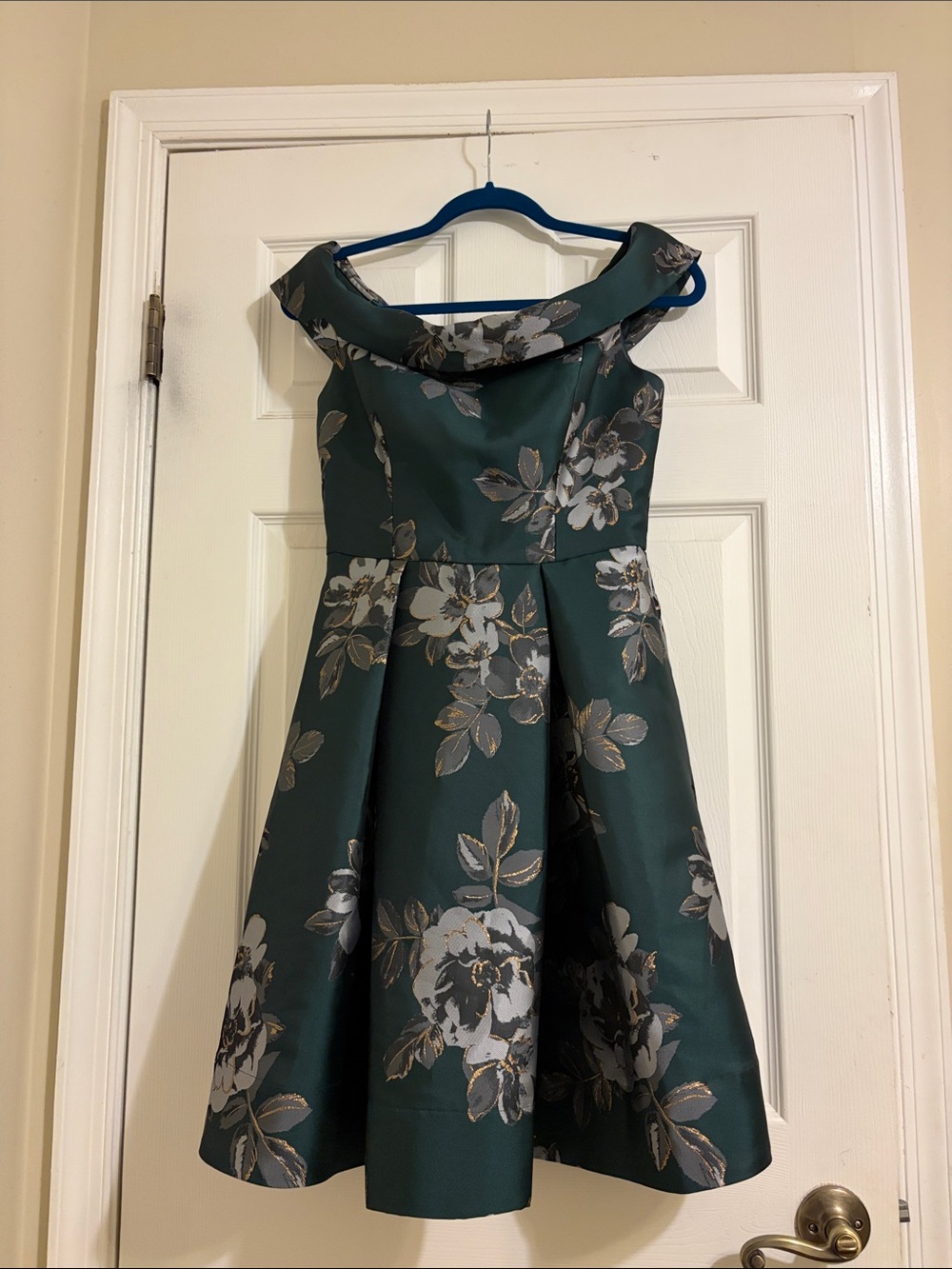 Eliza J Emerald Green One-Shoulder Floral Cocktail Dress size 2 - Picture 2 of 9